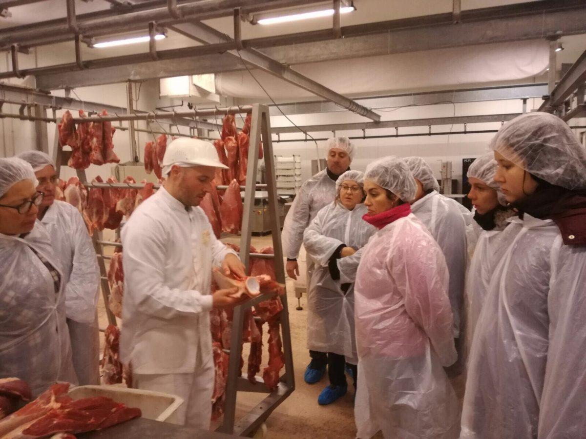 Visita carnissers carns milà